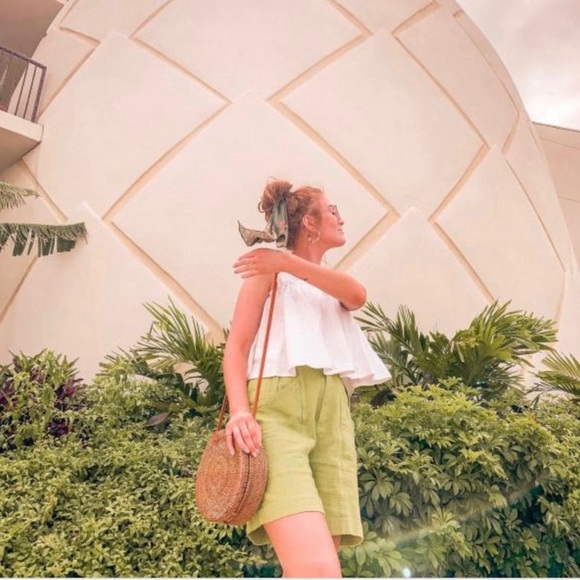 Free People Aloha Linen Shorts - Picture 4 of 16